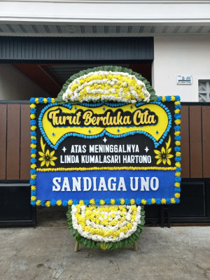 Papan Bunga Duka di Ambon